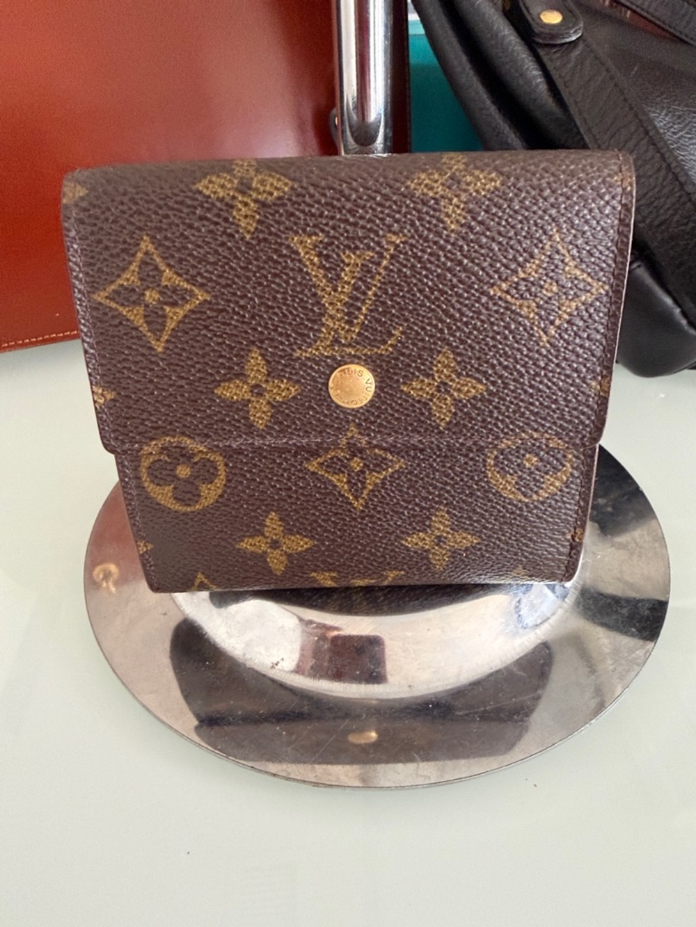 Louis Vuitton Monogram Canvas Compact wallet in Brown